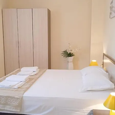 в непосредствена близост до плажа Iii Apartmán Burgas City