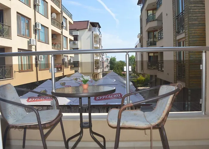 в непосредствена близост до плажа Iii شقة *